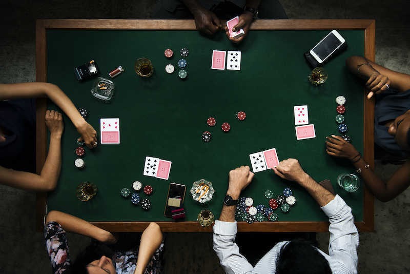 Những các thuật ngữ trong Poker thông dụng và cần ghi nhớ 