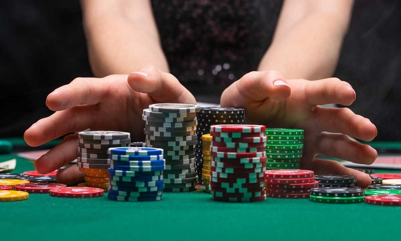 Tại sao nên chơi all in Poker