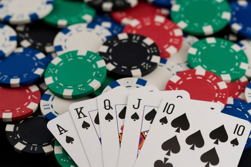 Pokerobux - Giới thiệu trò chơi Poker đặc biệt cập nhật mới nhất 2023